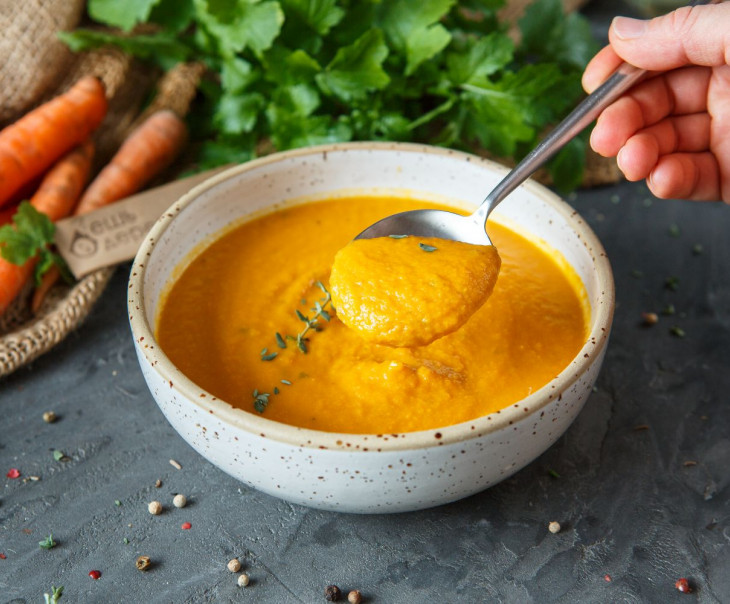 Крем-суп морковный с кокосовой водой