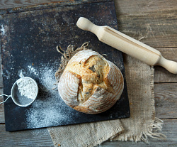 Хлеб пшеничный с базиликом