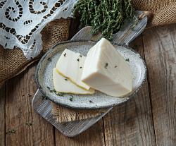 Сыр "Квазар" из козьего молока